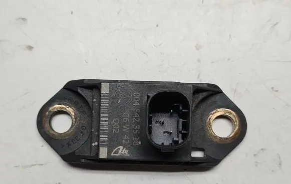 Mercedes-Benz CLS C219 Acceleration sensor 0045423518