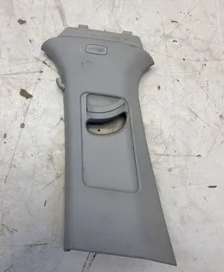 Skoda Octavia Mk3 (5E) (B) pillar trim (top) 5E0867243