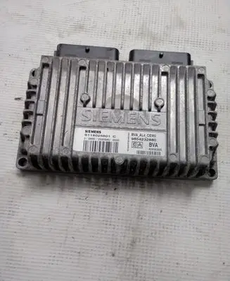 Citroen C4 I Engine control unit/module 9654232880 S118025601C