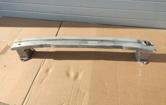 BMW 2 F46 Rear bumper cross member 7318825 51127318825
