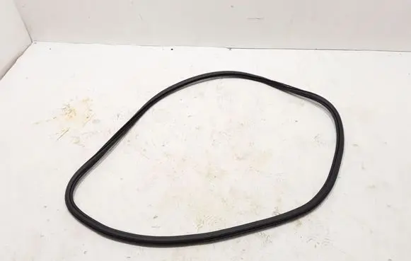 Volvo S60 Front door rubber seal 32328842