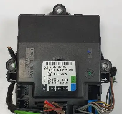 Mercedes-Benz B W245 Door control unit/module A1698208126