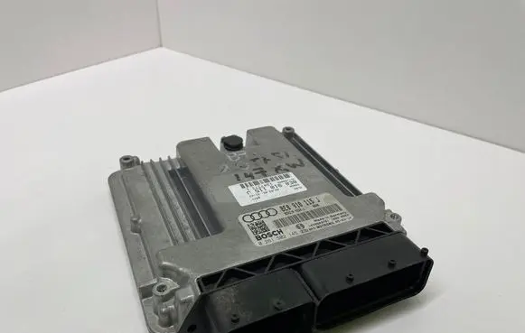 Audi A4 S4 B7 8E 8H Engine control unit/module 8E0910115J