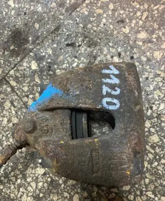 Mazda 5 Front brake caliper 