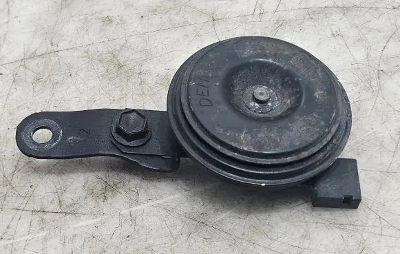 Toyota Corolla E210 E21 Horn signal 8651002190