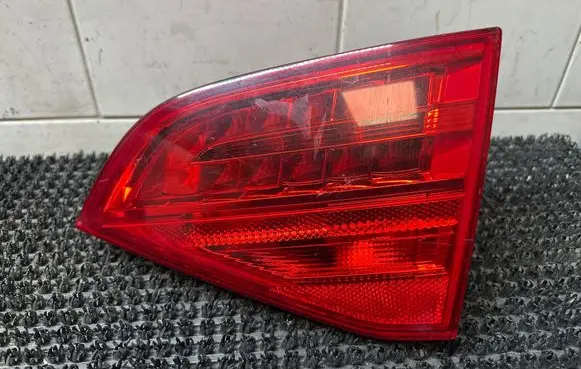 Audi A4 S4 B8 8K Tailgate rear/tail lights 8K9945094B 200510R
