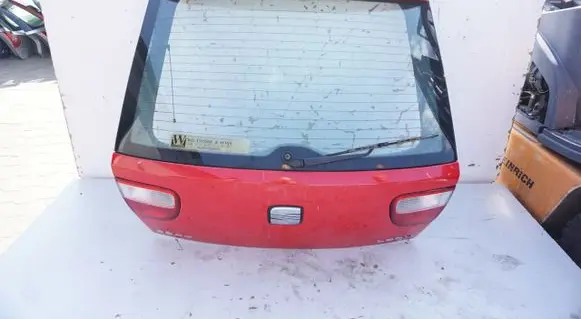 Tailgate/trunk/boot lid