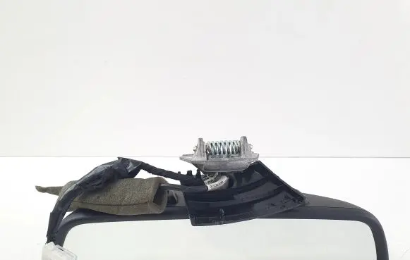 Mercedes-Benz E W212 Rear view mirror (interior) E11026530