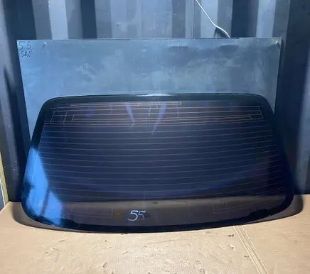 SsangYong Chairman W Rear windscreen/windshield window 43R00108