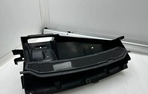 BMW i3 Cabin air duct channel 64319266839 108086 9266839