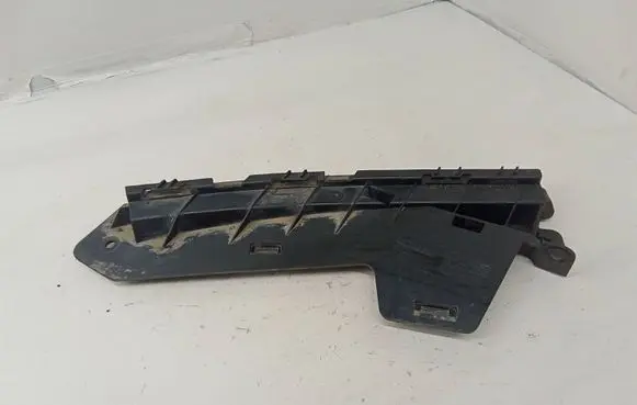 Volvo S80 Front bumper mounting bracket 30796387