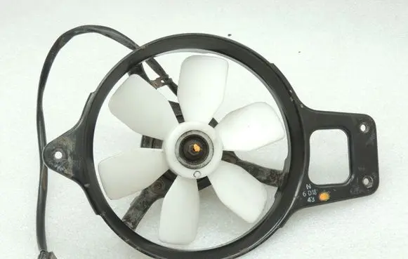 Mitsubishi L200 Electric radiator cooling fan MR161367 MR212124