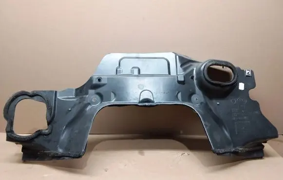 Jaguar XE Other engine bay part GX7310B811BD