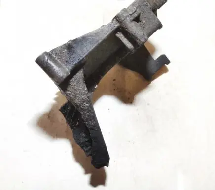 Ford Focus Engine mounting bracket 98ff10239be
