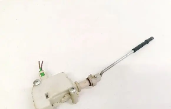 Volkswagen Golf IV Central locking motor 1J6810773A 754604