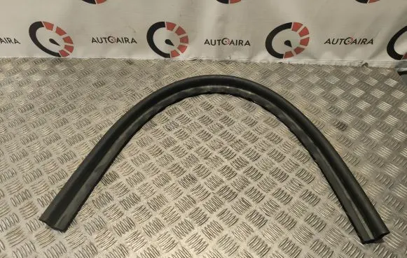 Porsche Macan (95B) Engine compartment rubber 95B823737