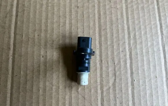 Subaru Forester SJ Crankshaft position sensor 22053AA120