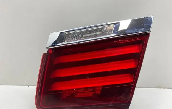 BMW 7 F01 F02 F03 F04 Tailgate rear/tail lights 7300272
