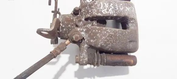 Opel Insignia A Rear brake caliper
