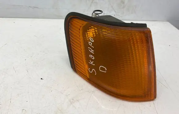 Ford Scorpio Front indicator light