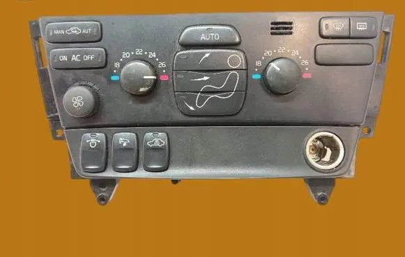 Volvo S60 Climate control unit 30746022