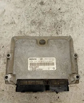 Fiat Punto (188) Engine control unit/module 0281010846 46815965 28SA5317