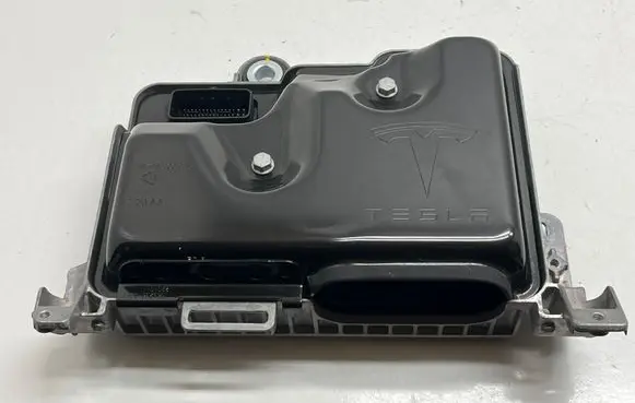 Tesla Model 3 Central body control module 156930300A