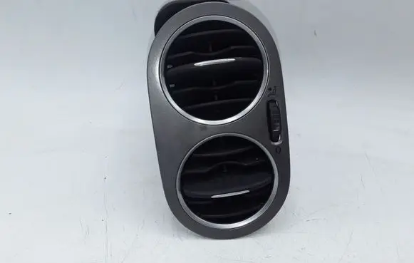 Volkswagen Tiguan Dashboard side air vent grill/cover trim 5M0819729 5M0819703 5M0819709