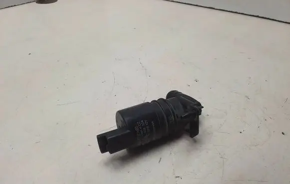 Peugeot 407 Windscreen/windshield washer pump 9643447780 008024 330612V