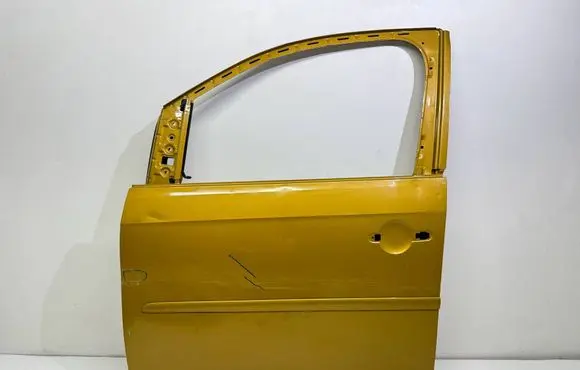 Volkswagen Caddy Front door 2K5831311