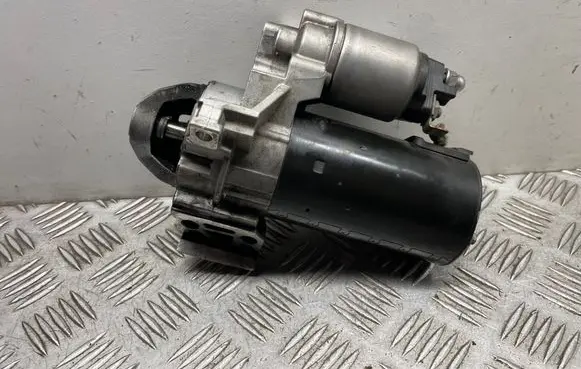 BMW 4 F32 F33 Starter motor 8574102