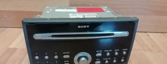 Ford Focus C-MAX Radio/CD/DVD/GPS head unit 4M5T18C815BE A11751471