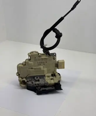Audi A3 S3 A3 Sportback 8P Front door lock 3C2837016A