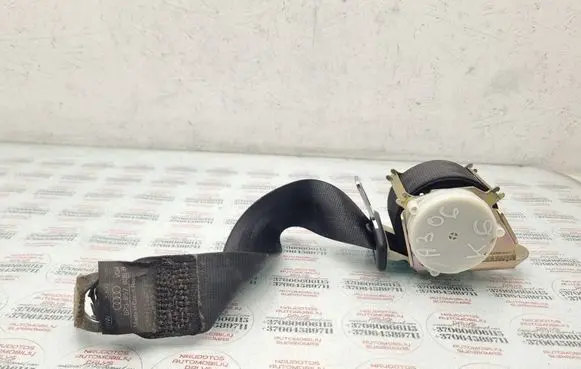 Audi A3 S3 8P Rear seatbelt 8P3857805B