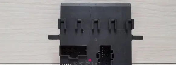 Audi A8 S8 D3 4E Comfort/convenience module 4E0907279S 4E0910279S