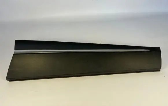 Renault Captur Front door trim (molding) 801867830R
