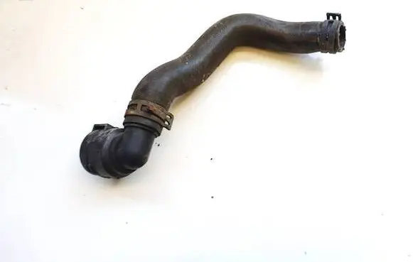 Volkswagen PASSAT B6 Engine coolant pipe/hose 1K0122157D