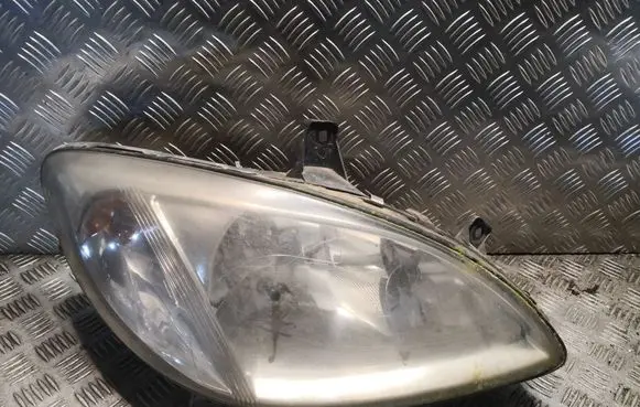 Mercedes-Benz Vito Viano W639 Headlight/headlamp 6398200261 A6398200261