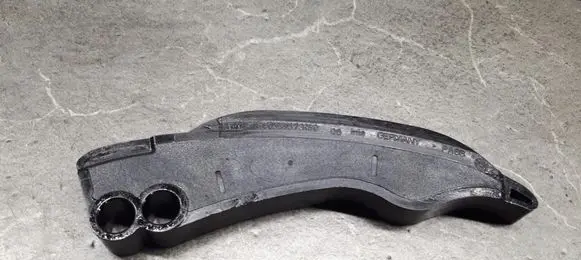 BMW 5 E60 E61 Slide rail for timing chain 8573159