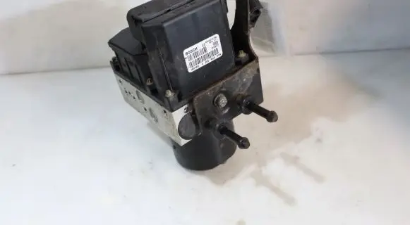 Skoda Fabia Mk1 (6Y) ABS Pump 0265900009