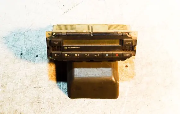 Volkswagen PASSAT B5 Climate control unit