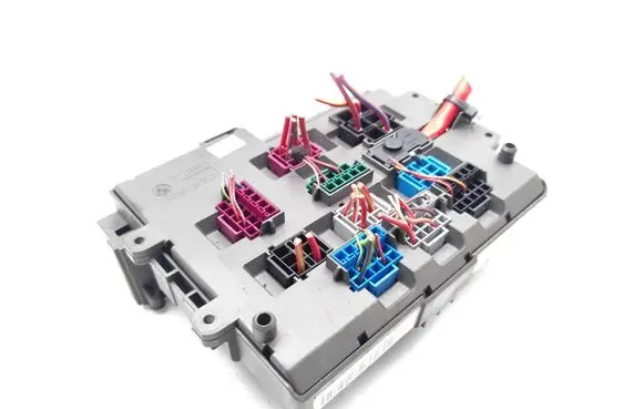BMW 1 E81 E87 Fuse module 9119444
