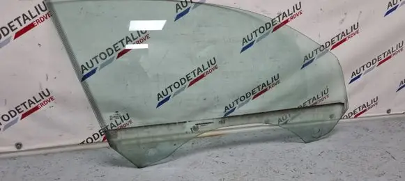 BMW 1 E82 E88 Front door window/glass (coupe) 51337165580