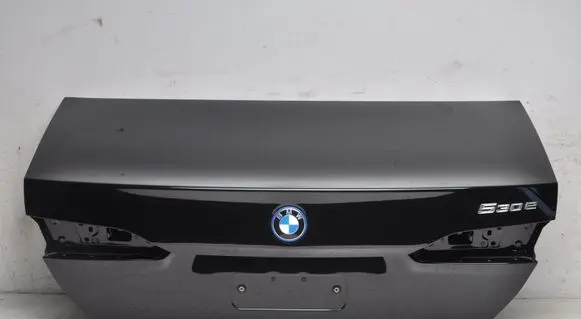BMW 5 G60 G61 Tailgate/boot cover trim set 