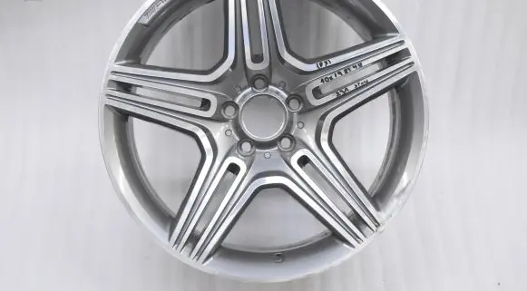 Mercedes-Benz SL R231 R19 alloy rim 