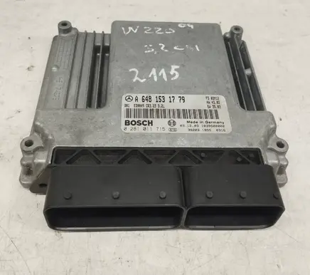 Mercedes-Benz S W220 Engine control unit/module 6481531779 A6481531779 0281011715