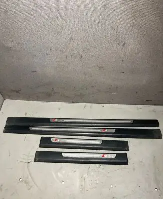 Audi A6 S6 C6 4F sill trim set (inner) 