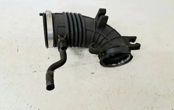 Honda FR-V Air intake hose/pipe