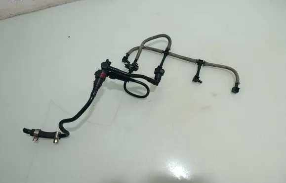 Ford Mondeo MK IV Fuel line/pipe/hose