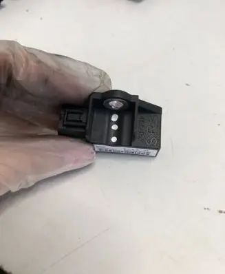 Honda CR-V Airbag deployment crash/impact sensor 77970T2AA010M4 5WK44621